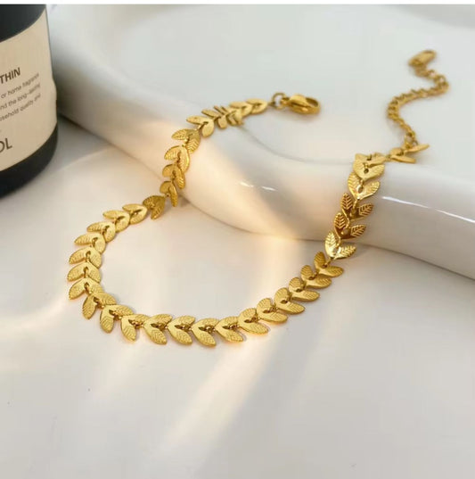 Golden Leaf Grace Bracelet