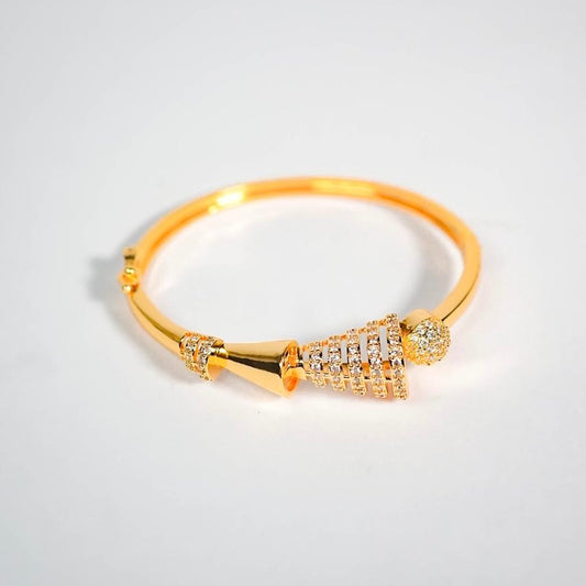 Golden Apex Handcuff